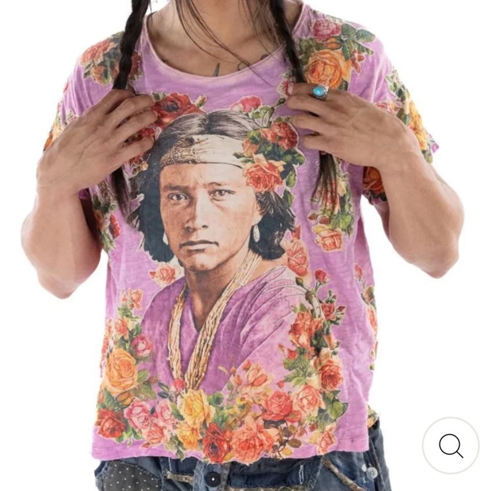 Magnolia Pearl Lavender Floral Graphic Short Sleeve Tee